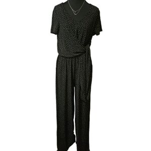 Maurices Medium Women's Short Sleeve Jumpsuit.